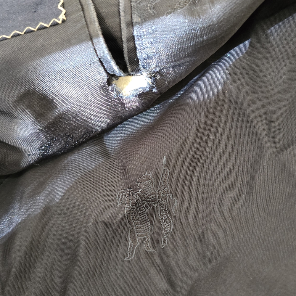 🔥🔥🔥Burberry Dark Blue Blazer🔥🔥🔥 - Picture 14 of 16